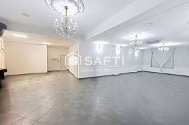 Local commercial Neufchatel