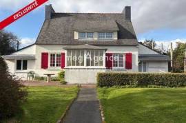 MAISON DE CAMPAGNE avec différentes dépendances