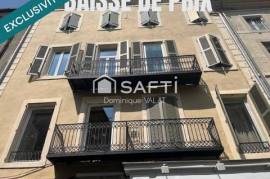 L'élégance d'un ancien hôtel particulier aménagé au confort actuel