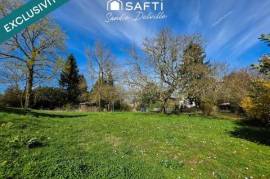 Terrain à bâtir 708m²- possibilité 140 à 150m² hab