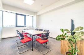 Zagreb, Žitnjak, commercial space 80 m² on the 5th floor of a commercial building