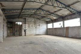 Požega, Alaginci, spacious hall of 650 m²