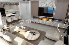 Opatija, Punta Kolova, luxurious newly renovated apartment 138 m²