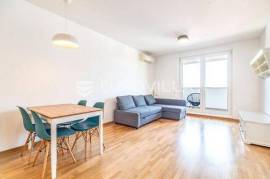 Zagreb, Trešnjevka, beautiful one bedroom apartment, garage parking space 63 m²