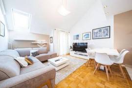 Zagreb, Dugave two-story four-room apartment 90 m²
