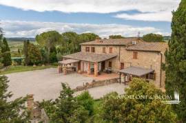 XV CENTURY HILLTOP COUNTRY VILLA WITH POOL, VAL D'ORCIA - TUSCANY