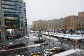 Большая комната на Долгоруковской