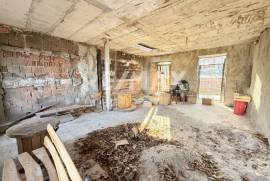 Building 135 sq.m for sale
