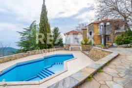 Maisonette 173 sq.m for sale