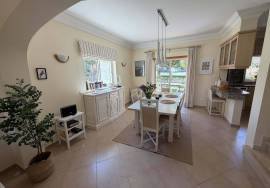 Semi-Detached Villa Located in the Prestigious Boavista Golf Semi-Detached Villa Located in the Prestigious Boavista Golf