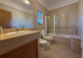 Semi-Detached Villa Located in the Prestigious Boavista Golf Semi-Detached Villa Located in the Prestigious Boavista Golf