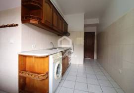 3-Bedroom Apartment for Rent | São Bento Residential Complex, São Martinho do Bispo