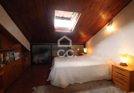 UNIQUE OPPORTUNITY – T2 WITH ATTIC IN THE URBANIZATION OF LORETO | TOP FLOOR