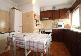 UNIQUE OPPORTUNITY – T2 WITH ATTIC IN THE URBANIZATION OF LORETO | TOP FLOOR
