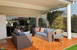 Exclusive Villa in Azeitão — Space, Nature & Investment Potential