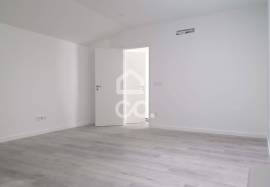 3-Bedroom Fully Renovated Villa in Lourinhã – Comfort, Modern Living, and Quality of Life Near the Sea