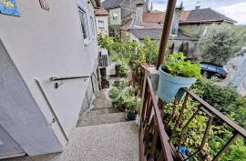 3 Bedroom Villa with Garden and Mountain Views