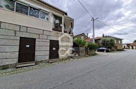 3 Bedroom Villa with Garden and Mountain Views