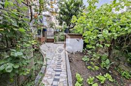 3 Bedroom Villa with Garden and Mountain Views