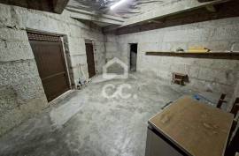 3 Bedroom Villa with Garden and Mountain Views