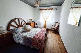3 Bedroom Villa with Garden and Mountain Views