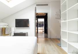 Top floor of a Palaccio with a stunning terrace and stunning views of the southwest and the Cristo Rei
