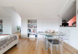 Top floor of a Palaccio with a stunning terrace and stunning views of the southwest and the Cristo Rei