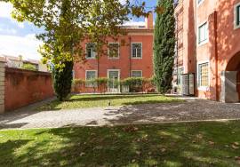Top floor of a Palaccio with a stunning terrace and stunning views of the southwest and the Cristo Rei