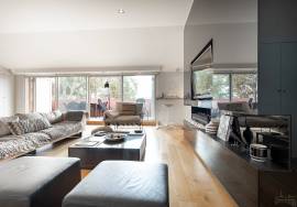 Top floor of a Palaccio with a stunning terrace and stunning views of the southwest and the Cristo Rei