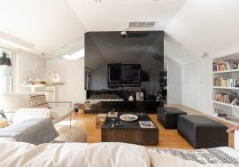 Top floor of a Palaccio with a stunning terrace and stunning views of the southwest and the Cristo Rei