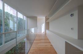 Bright T3+1 loft with 30 sqm of outdoor space to enjoy outdoor living in Marvila to the fullest.