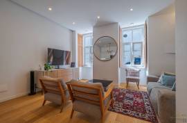 Intimate outdoor space - T2 furnished in Misericórdia