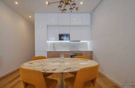 Intimate outdoor space - T2 furnished in Misericórdia