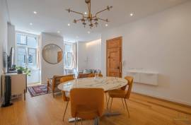 Intimate outdoor space - T2 furnished in Misericórdia