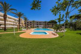 Stunning 3 Bed South Facing Apartment - Central Vilamoura