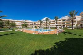 Stunning 3 Bed South Facing Apartment - Central Vilamoura
