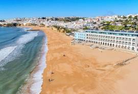 Albufeira 350m from the beach T0+3 renovated with sea view
