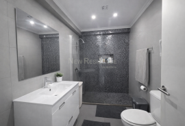 Albufeira 350m from the beach T0+3 renovated with sea view