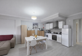Albufeira 350m from the beach T0+3 renovated with sea view
