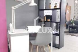 Unisex Hairdressing Transfer – Gueifães, Maia City