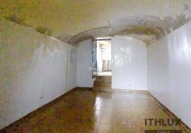 Wholly owned building located in the heart of the historic center of Elvas
