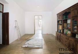 Wholly owned building located in the heart of the historic center of Elvas