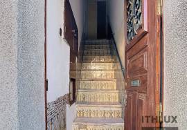 Wholly owned building located in the heart of the historic center of Elvas
