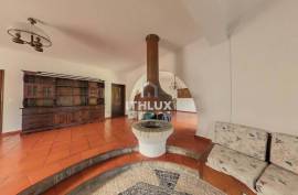 5 bedroom villa with garage located in Bairro Europa – Elvas - Portugal
