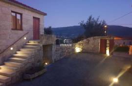 Exclusive Farm with 5 Bedroom Tourist Potential in Gondar Amarante