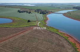Furnas Peninsula: Luxury Farm with 1,481ha and 25km of Water Bank