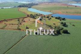 Furnas Peninsula: Luxury Farm with 1,481ha and 25km of Water Bank