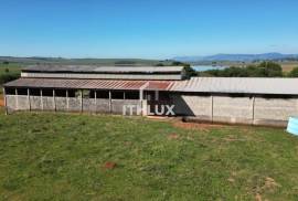 Furnas Peninsula: Luxury Farm with 1,481ha and 25km of Water Bank