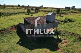 Furnas Peninsula: Luxury Farm with 1,481ha and 25km of Water Bank