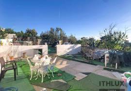 House located in Vila Boim, Elvas with a gross private area of 67m2 and land of 358m2